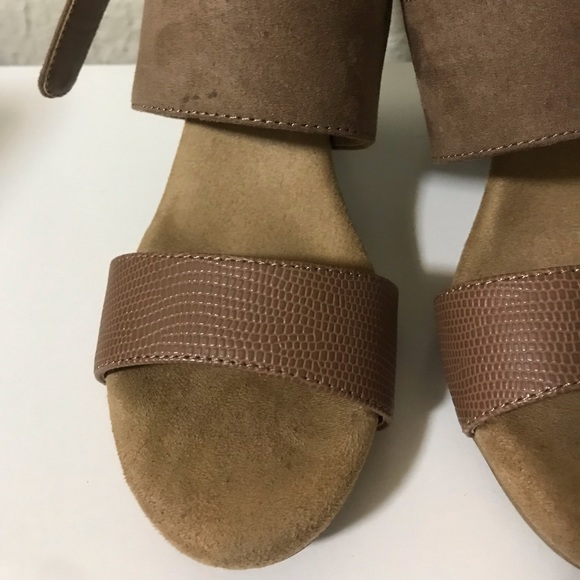 Giani Bernini Tan and Brown heels size 6 - Picture 7 of 8